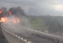 Fuel tanker overturns and explodes; Mexico-Veracruz highway closed