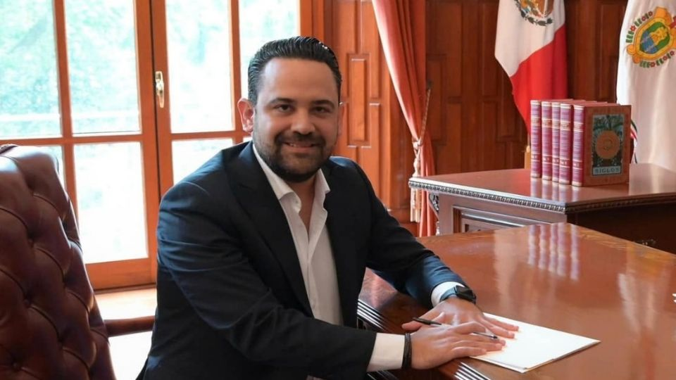FGR prosecutor in Veracruz accused of abuse of authority and crimes against the administration of justice.